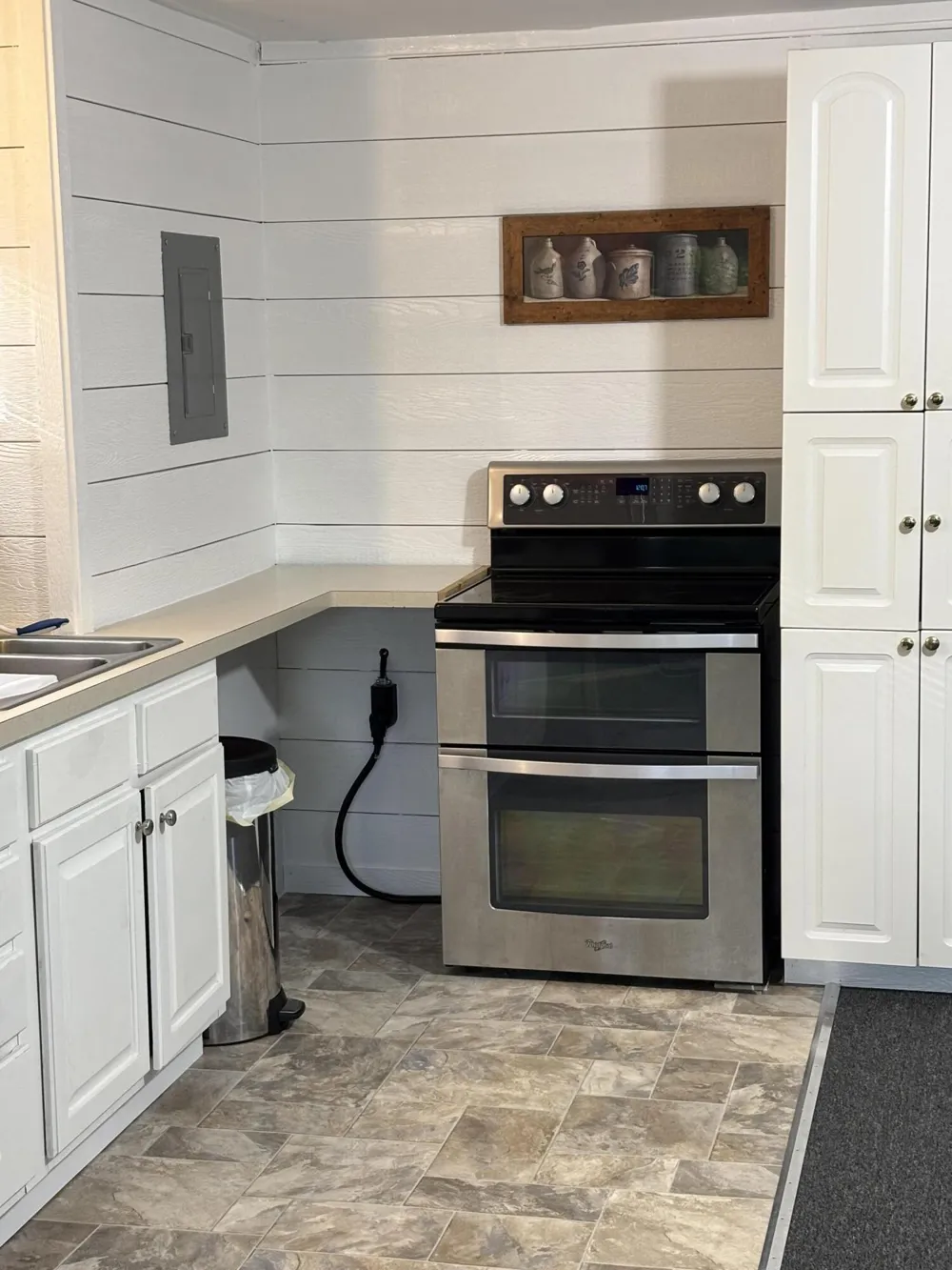 1112 Lake Drive Lincoln Township, MI 48625