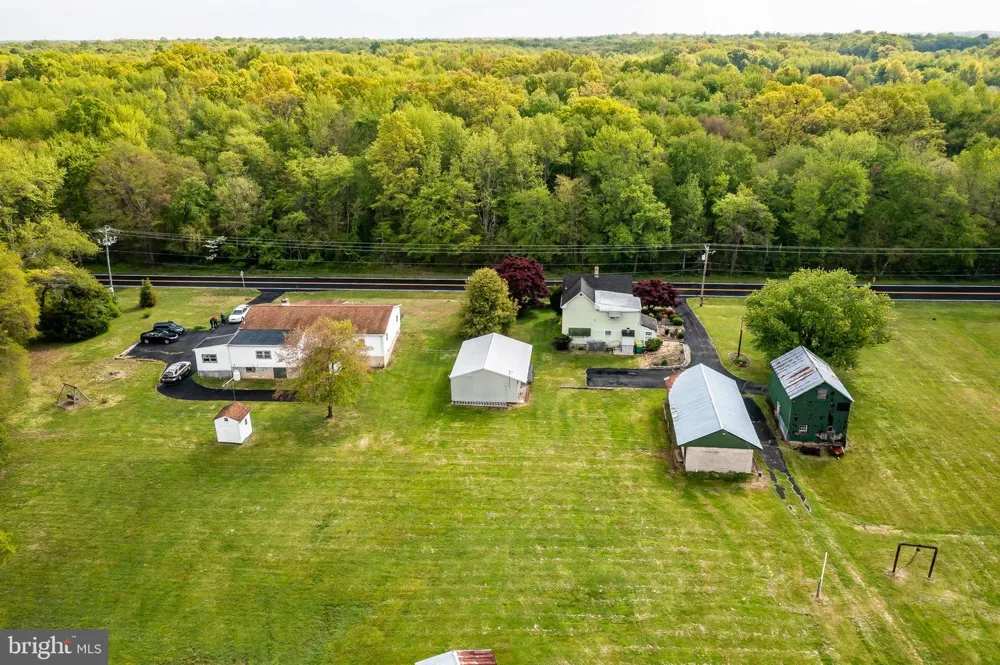 2956 FRAZER ROAD Newark, DE 19702