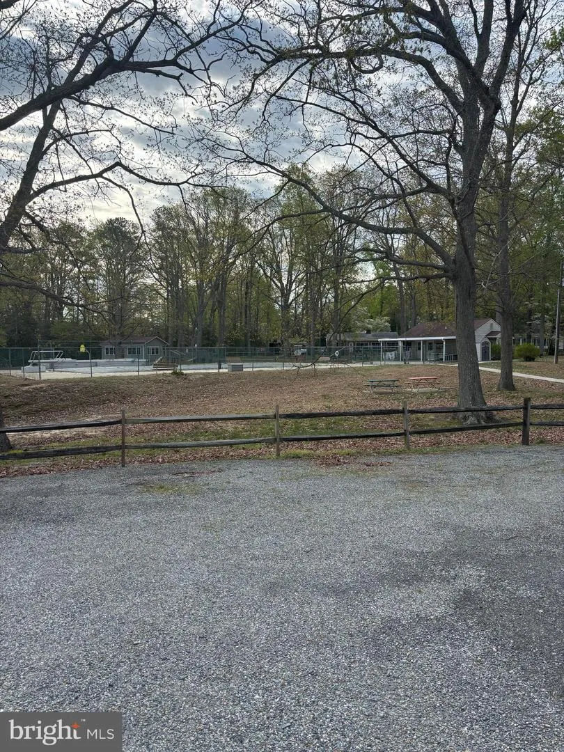 BERKSHIRE DR Reedville, VA 22539