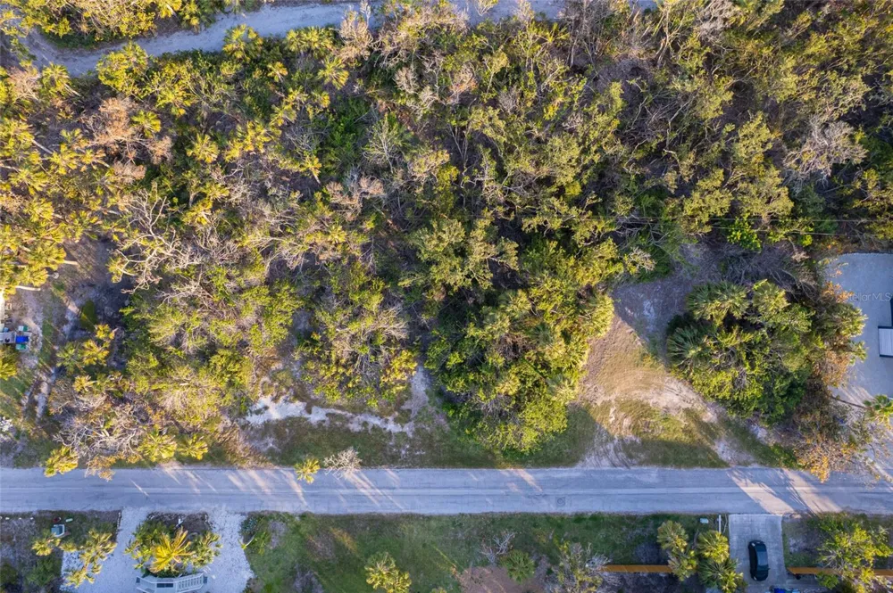 560 GULF BAY ROAD Longboat Key, FL 34228