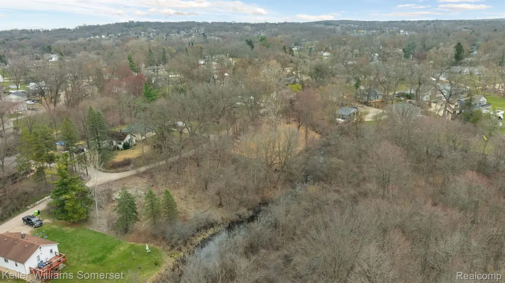 Lakeview Drive White Lake Charter Township, MI 48386
