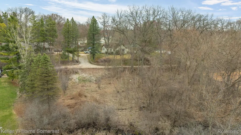 Lakeview Drive White Lake Charter Township, MI 48386