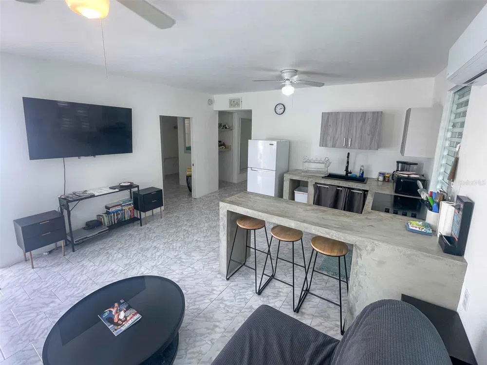 376 CALLE GIRASOL Vieques, PR 00765