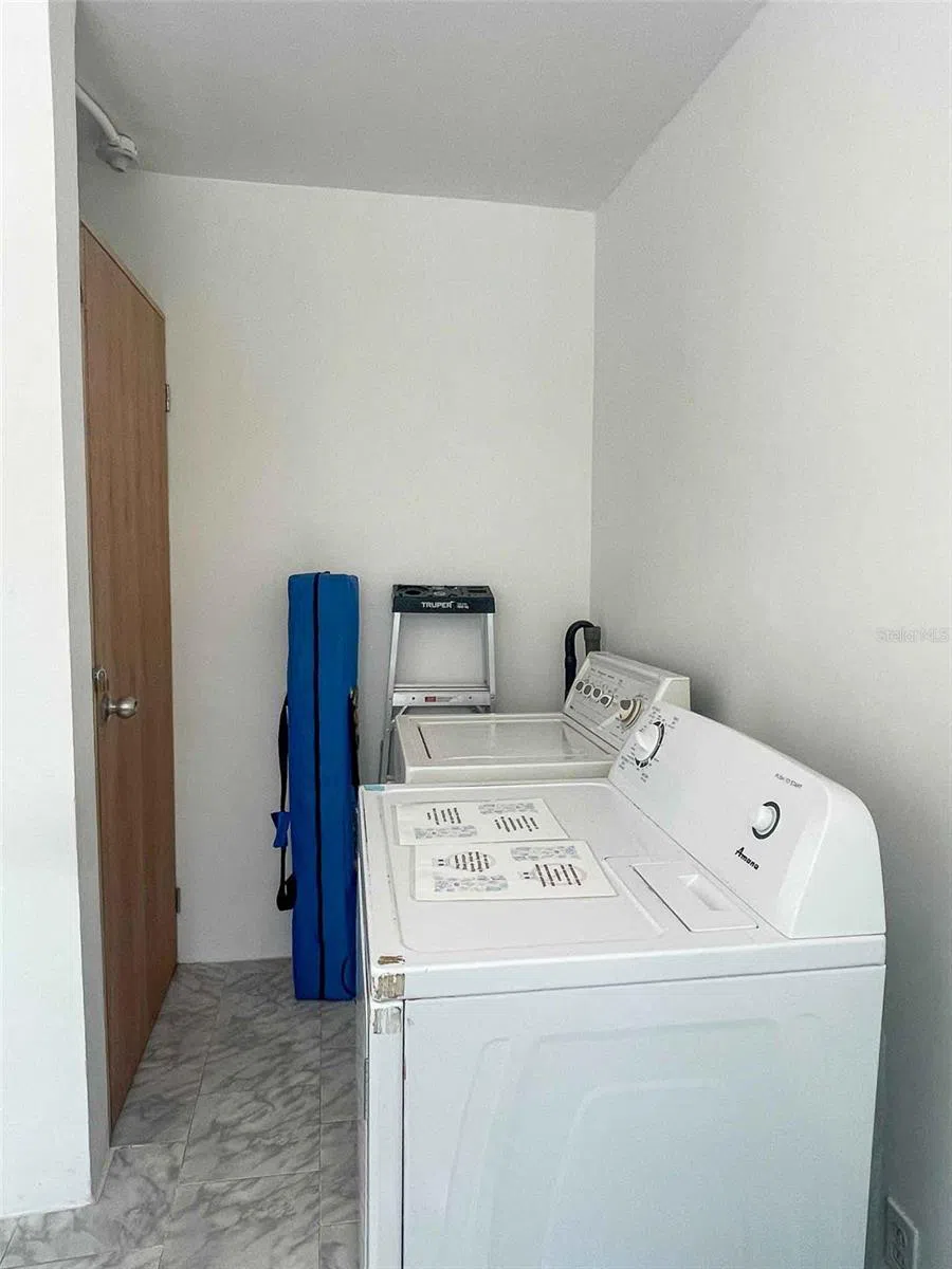 376 CALLE GIRASOL Vieques, PR 00765