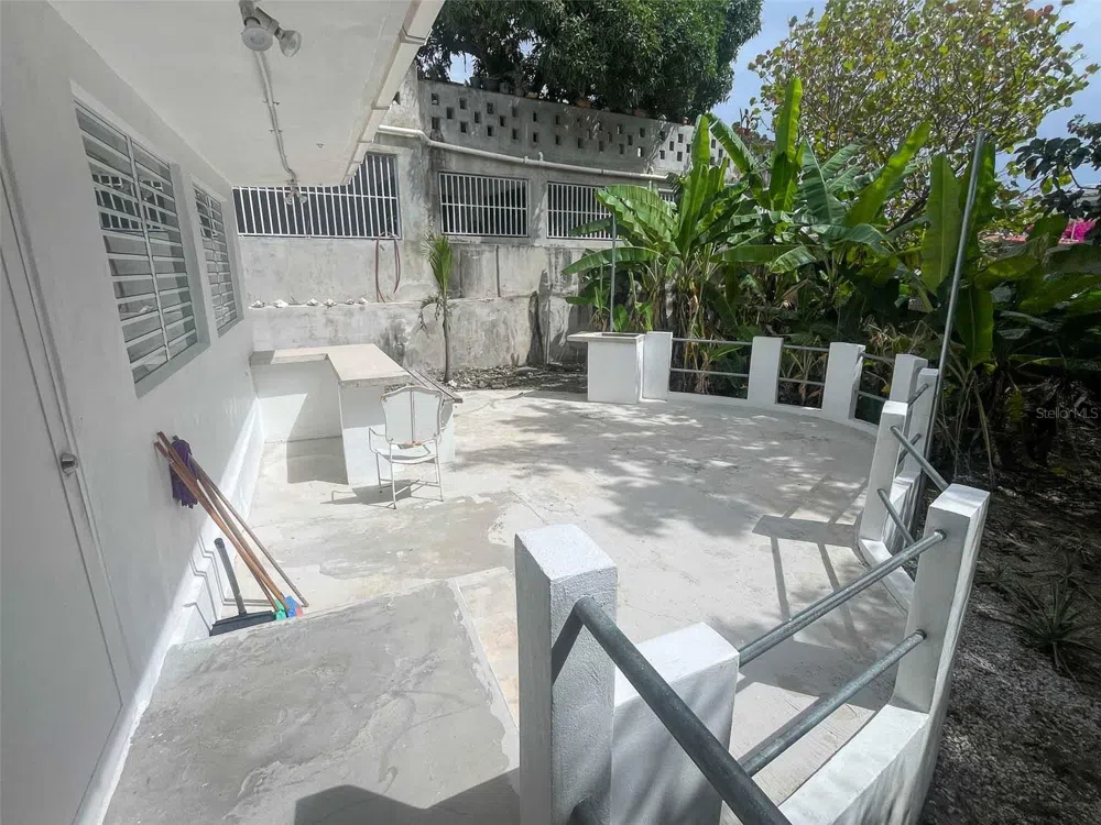 376 CALLE GIRASOL Vieques, PR 00765