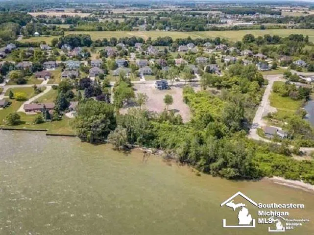 Noel Street Frenchtown Township, MI 48166