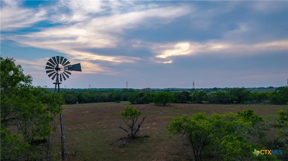 County Road 404 Floresville, TX 78114