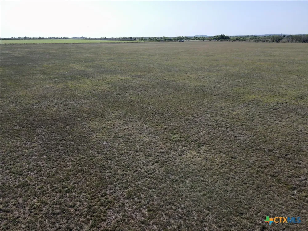 5 Hoffman Road Seguin, TX 78155