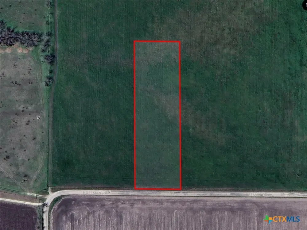 5 Hoffman Road Seguin, TX 78155