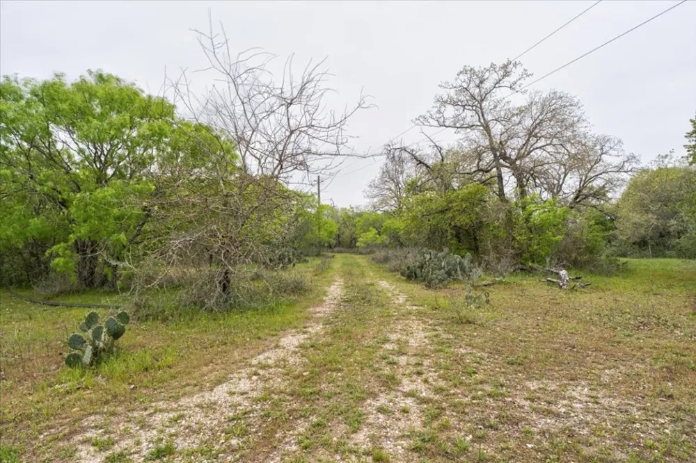350 Mineral Springs Road Lockhart, TX 78644