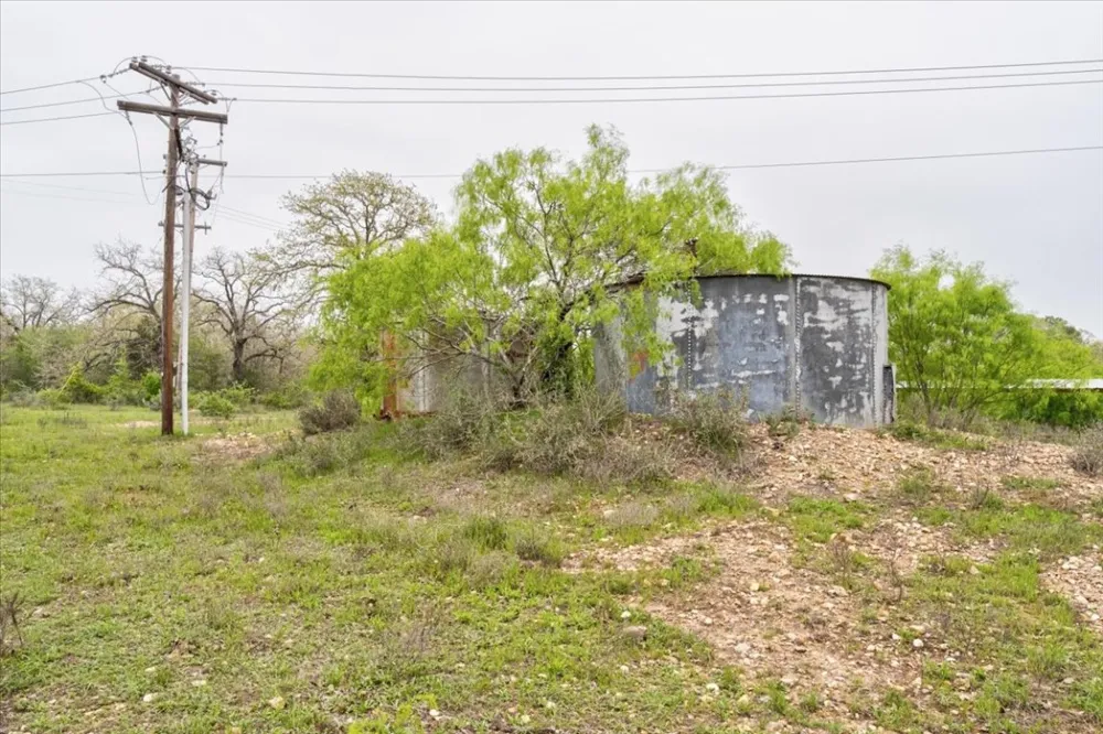 350 Mineral Springs Road Lockhart, TX 78644