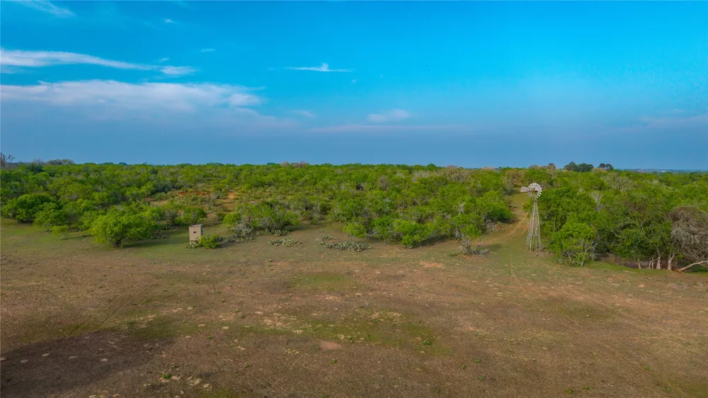County Road 404 Floresville, TX 78114