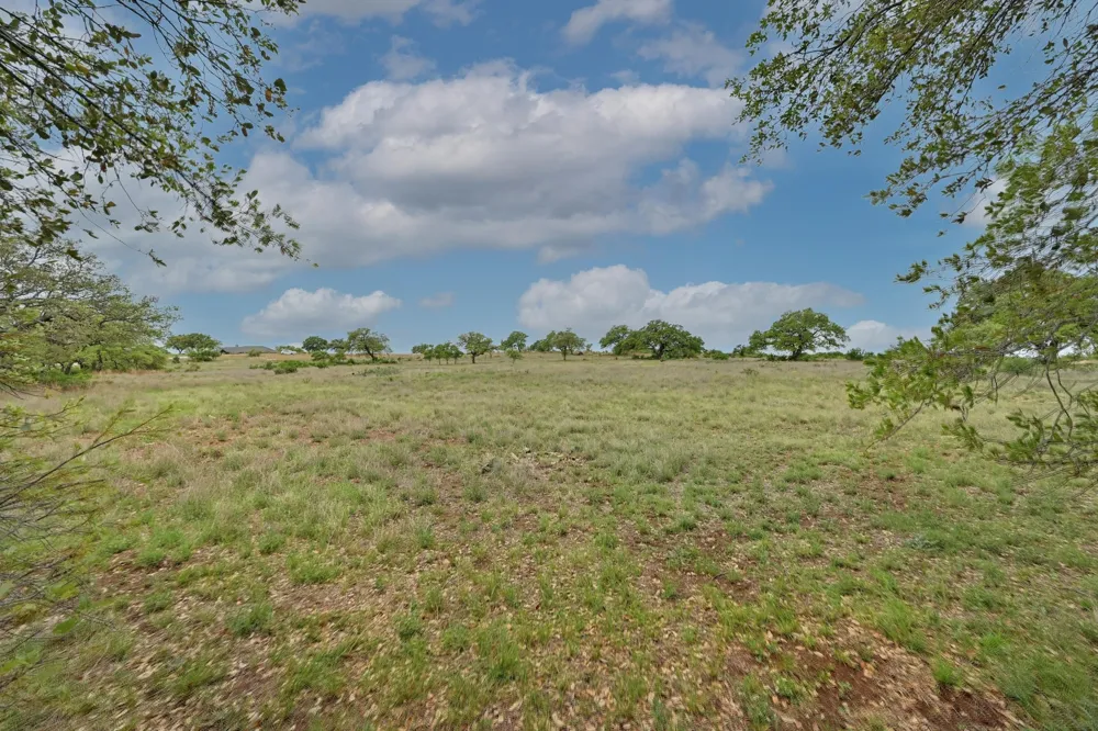 195 Cypress View Drive Johnson City, TX 78636