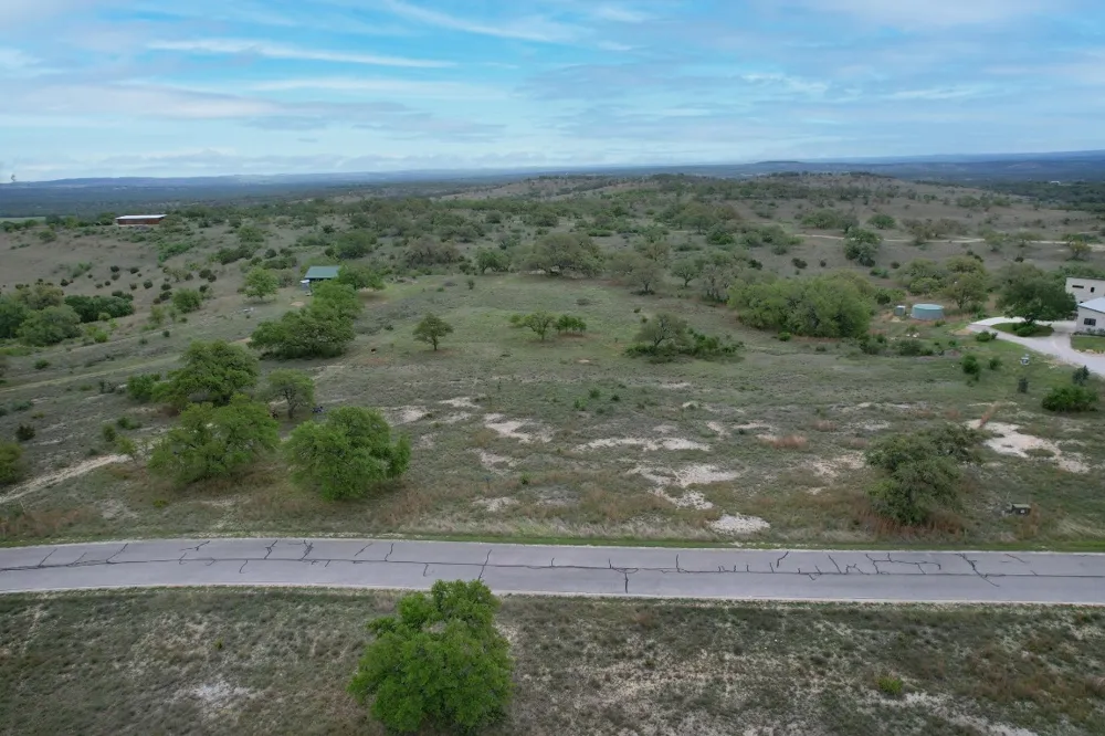 195 Cypress View Drive Johnson City, TX 78636