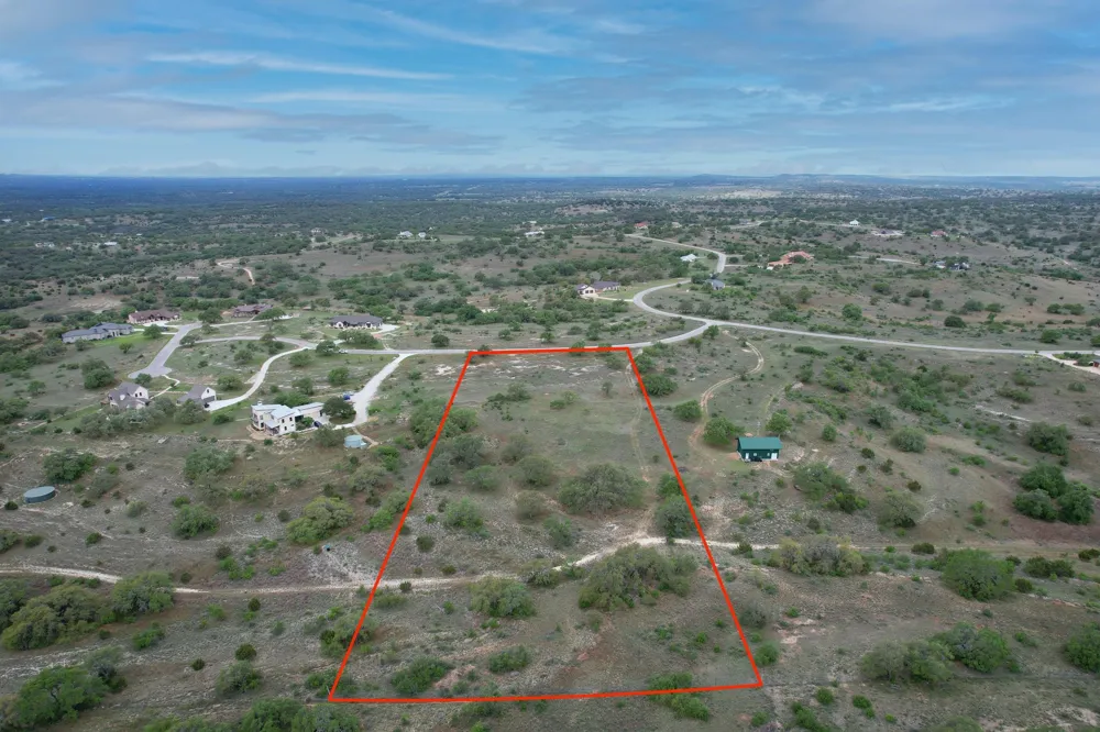195 Cypress View Drive Johnson City, TX 78636