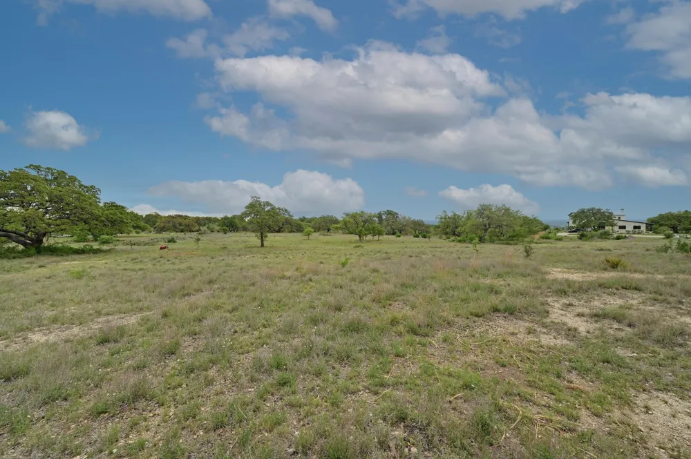 195 Cypress View Drive Johnson City, TX 78636