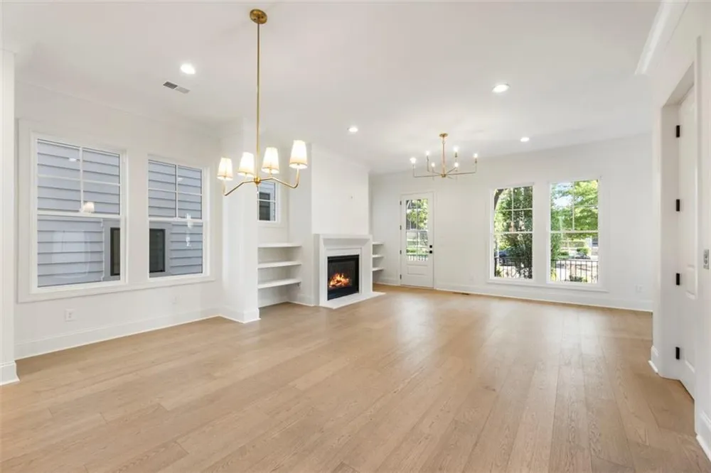 135 Alcovy Terrace Alpharetta, GA 30009