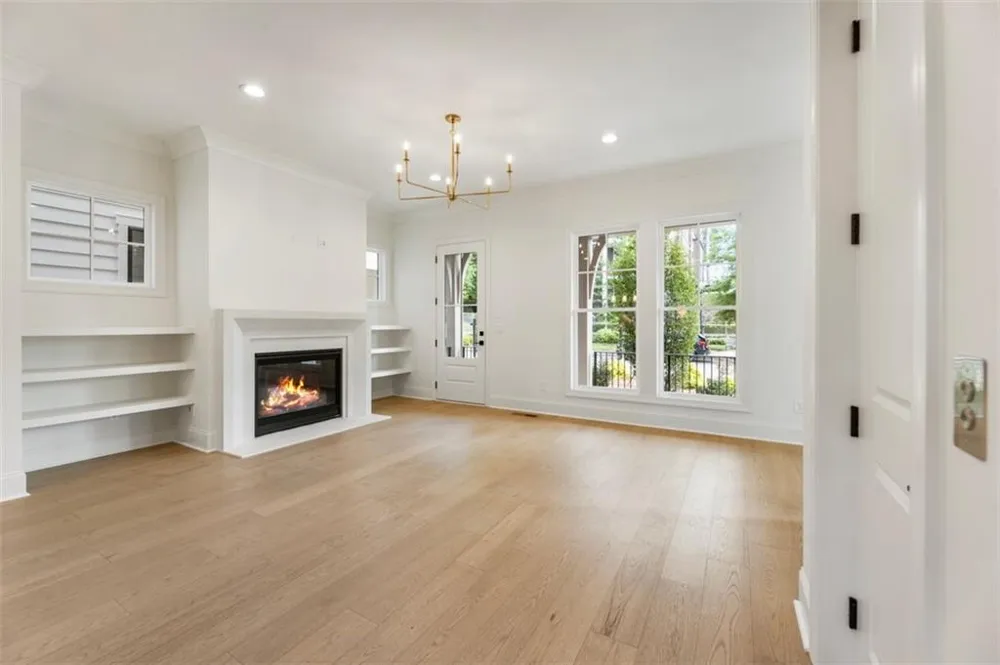 135 Alcovy Terrace Alpharetta, GA 30009