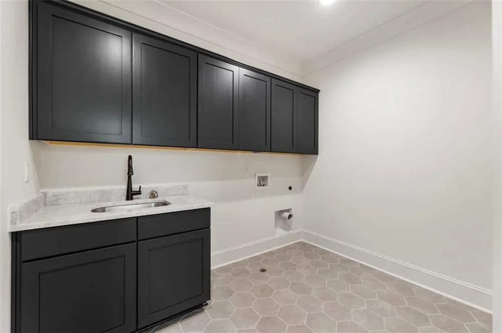 135 Alcovy Terrace Alpharetta, GA 30009