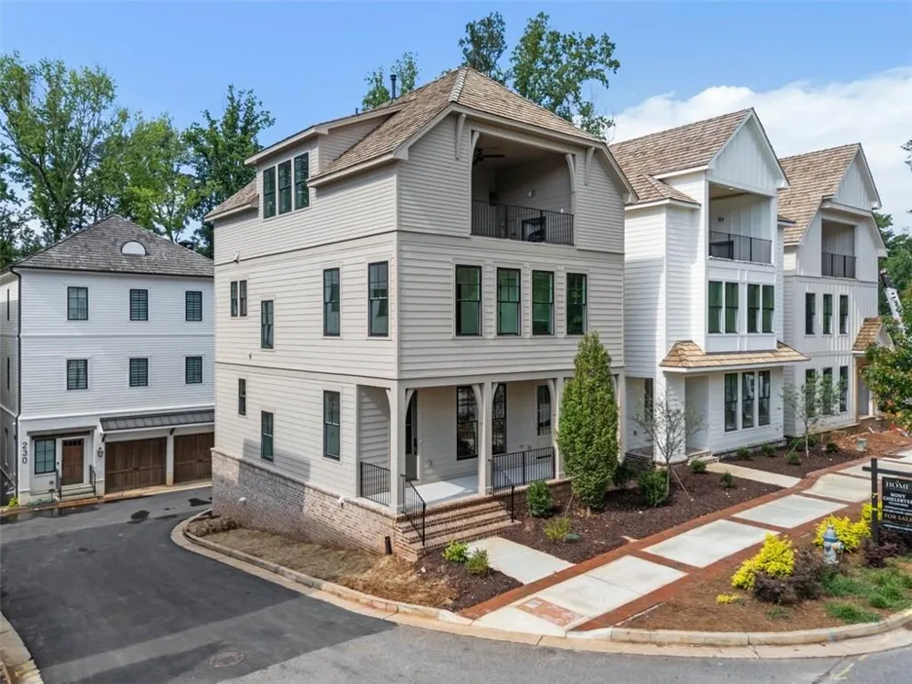 135 Alcovy Terrace Alpharetta, GA 30009