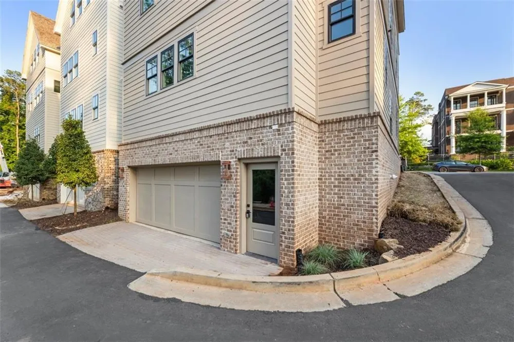 135 Alcovy Terrace Alpharetta, GA 30009