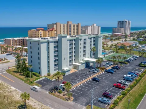 3800 S ATLANTIC AVENUE #702