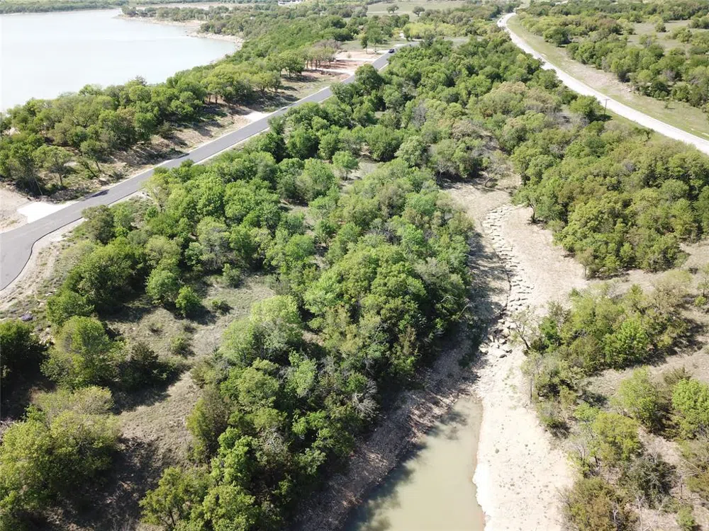 149 Hanna Oak Court Bridgeport, TX 76426