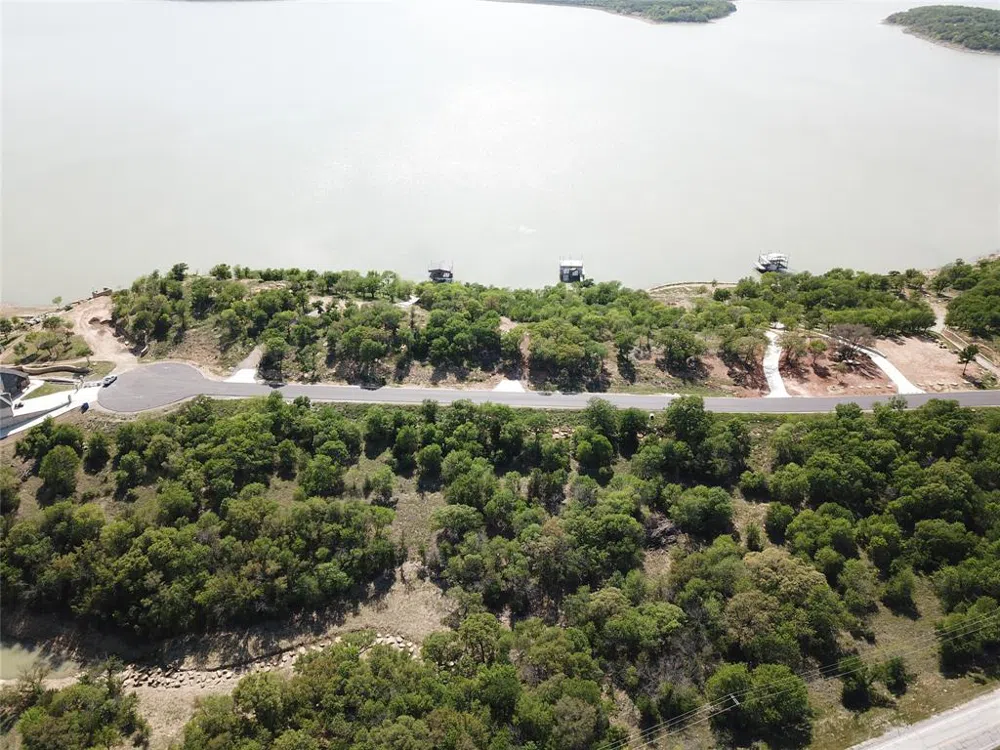 149 Hanna Oak Court Bridgeport, TX 76426