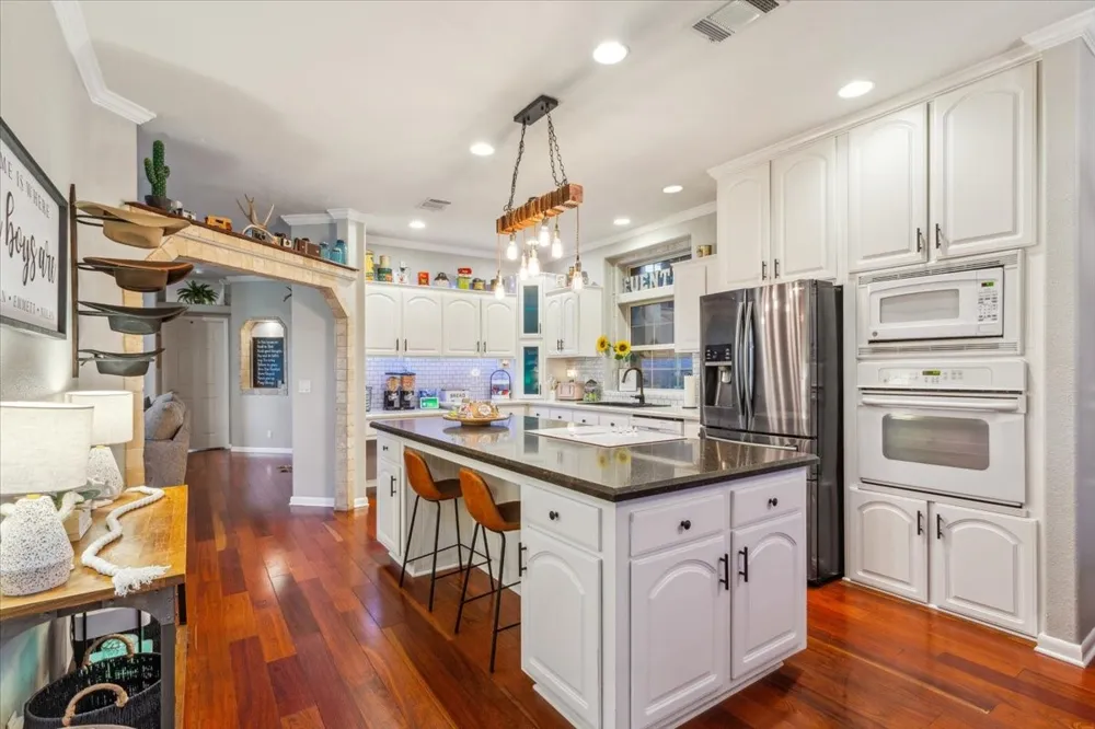3356 Kattner Road Riesel, TX 76682