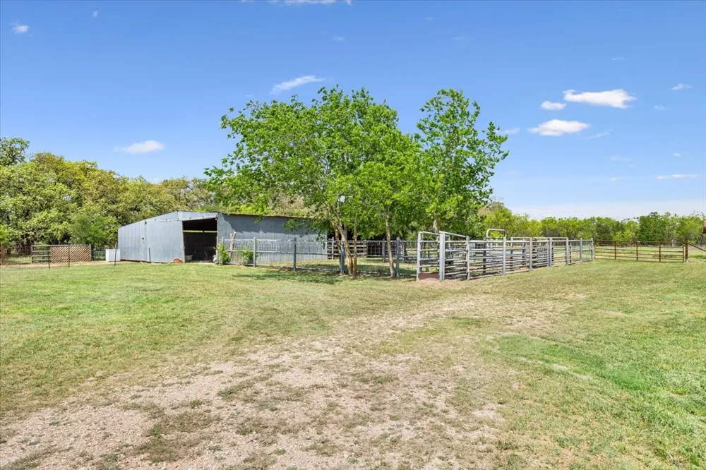 3356 Kattner Road Riesel, TX 76682