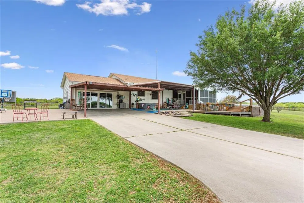 3356 Kattner Road Riesel, TX 76682