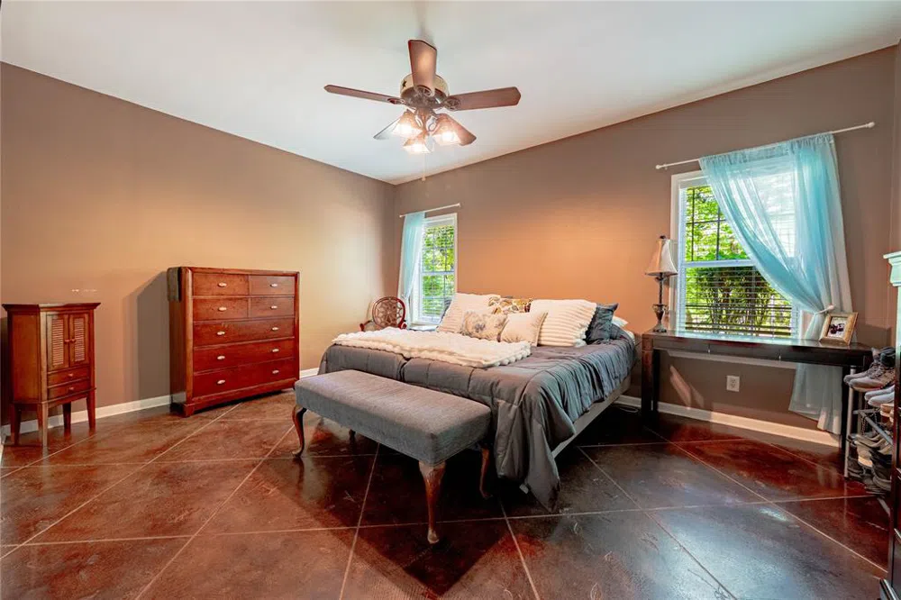 458 Cherokee Cove Drive Jacksonville, TX 75766