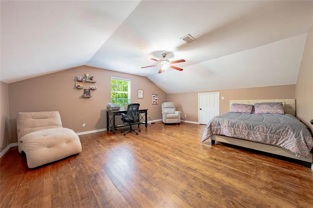 458 Cherokee Cove Drive Jacksonville, TX 75766