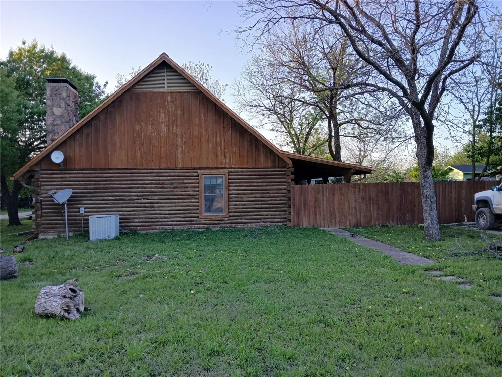3531 Ennis Avenue Bardwell, TX 75101