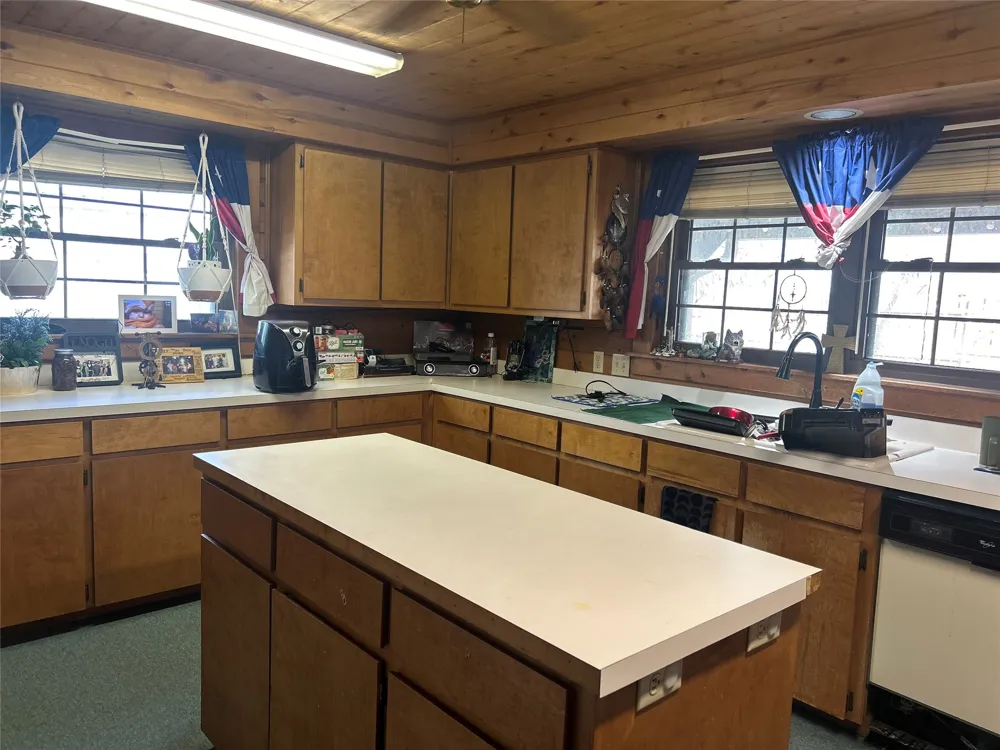 3531 Ennis Avenue Bardwell, TX 75101