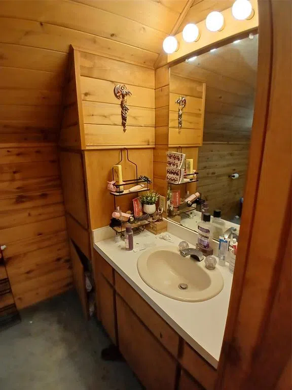 3531 Ennis Avenue Bardwell, TX 75101