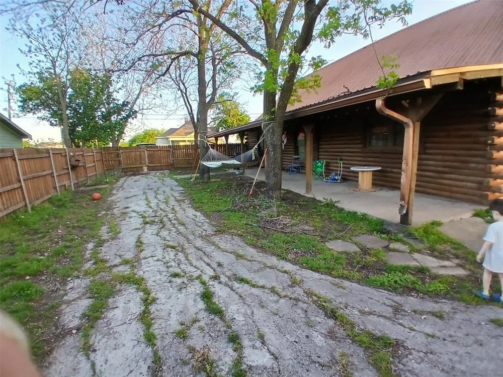 3531 Ennis Avenue Bardwell, TX 75101