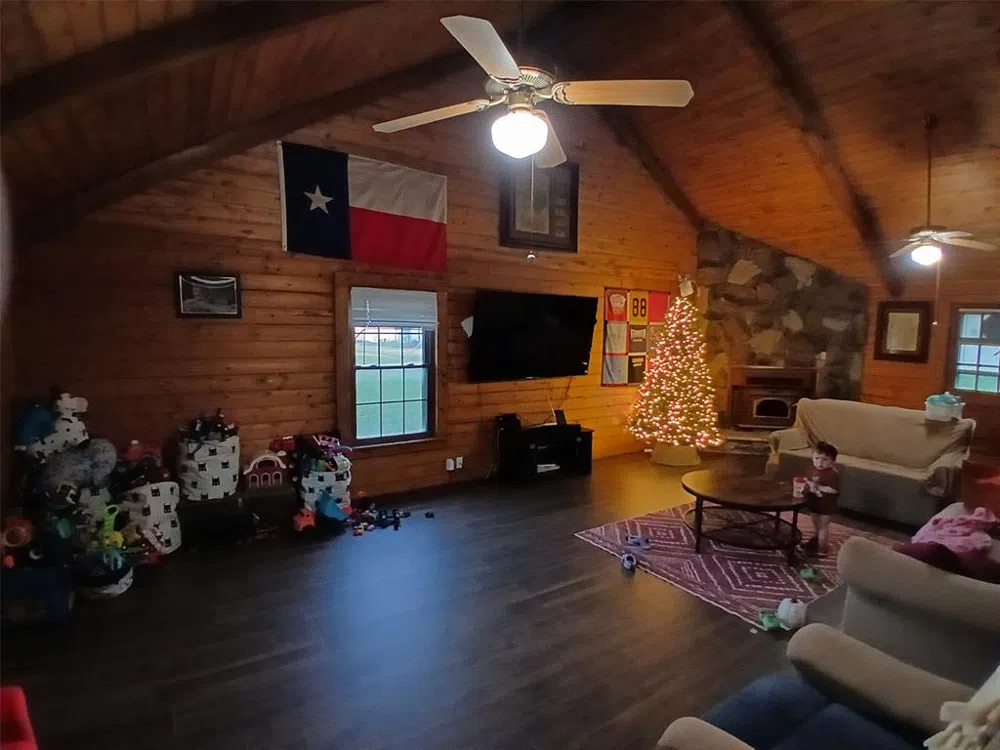 3531 Ennis Avenue Bardwell, TX 75101