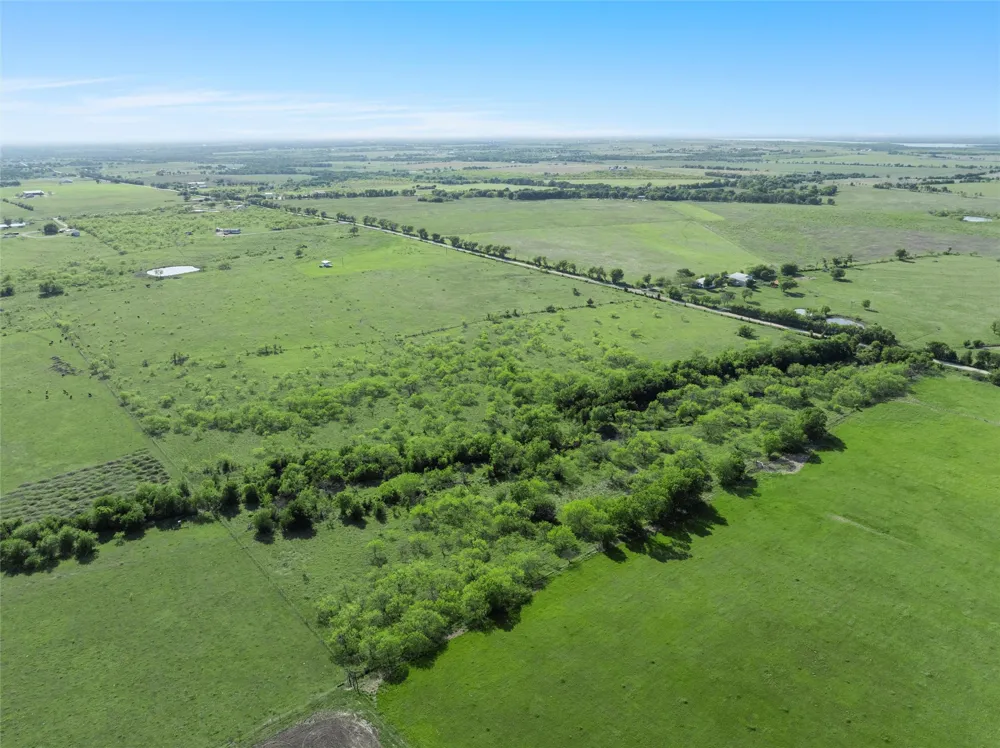 7 Mile Lane Riesel, TX 76682