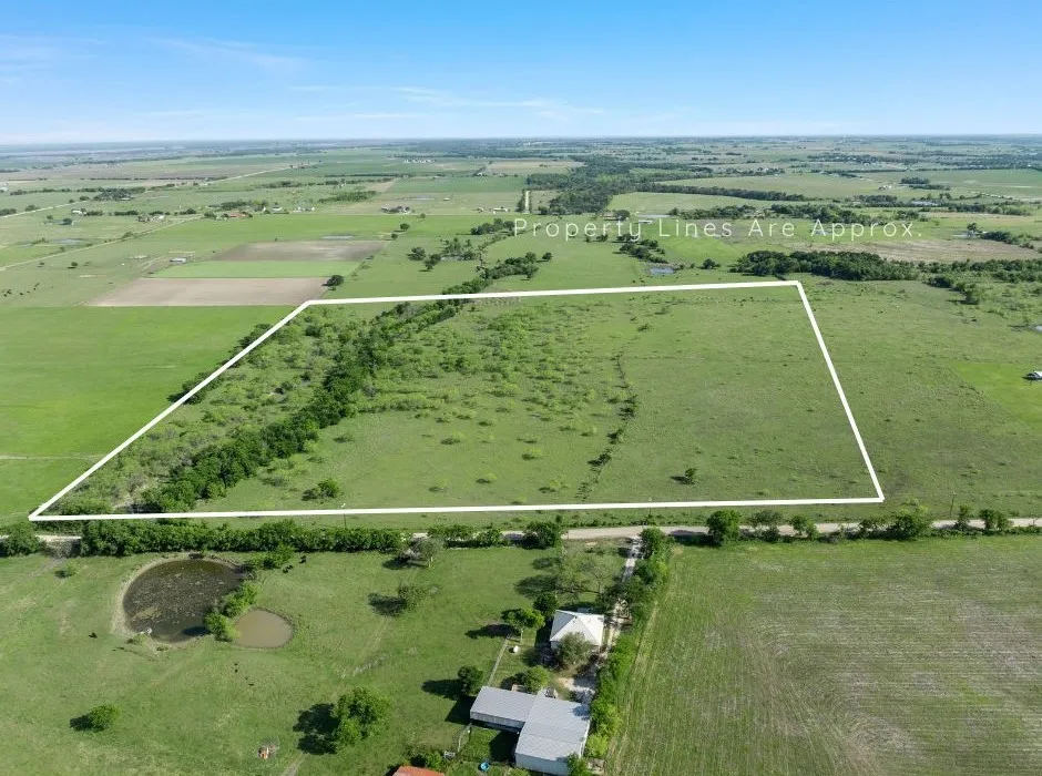 7 Mile Lane Riesel, TX 76682