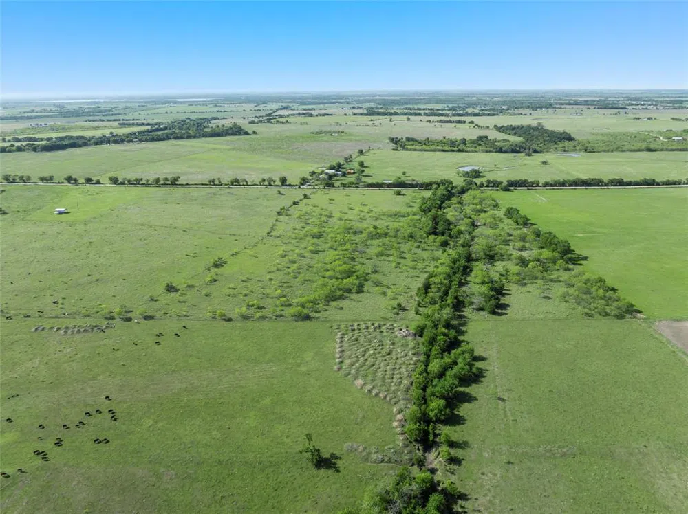 7 Mile Lane Riesel, TX 76682