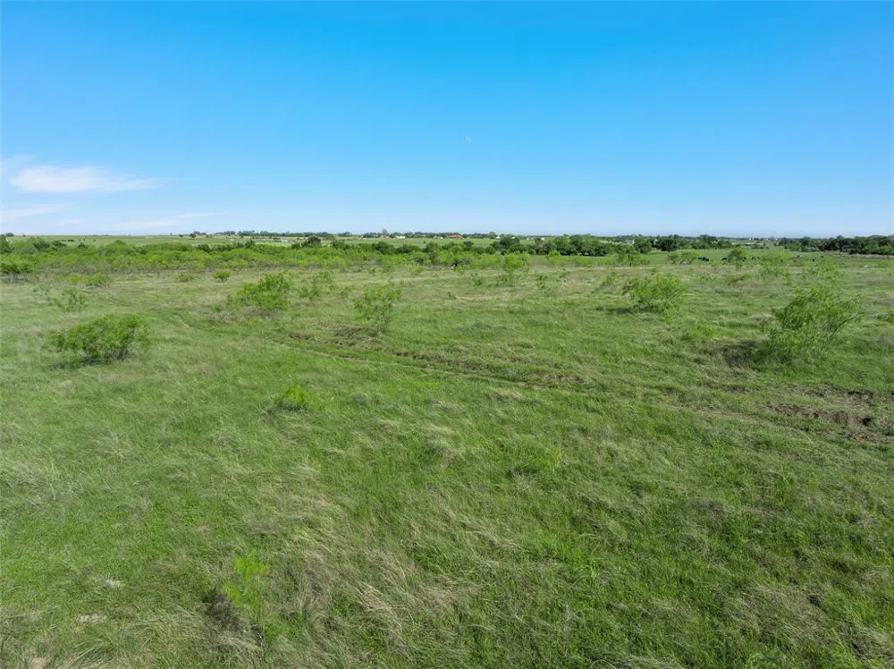 7 Mile Lane Riesel, TX 76682