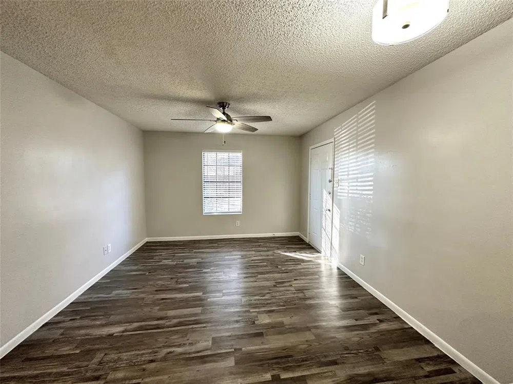 2006 Jane Street #B Longview, TX 75601