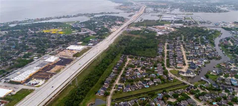 Bayport Boulevard