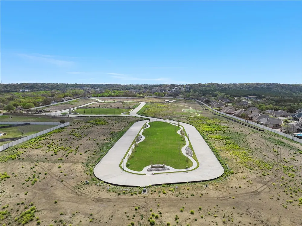 25 Pinehurst Drive Woodway, TX 76712