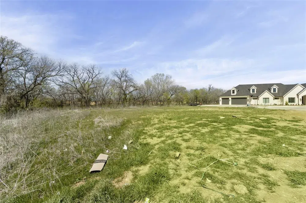 409 Meadowlands Drive Denton, TX 76210