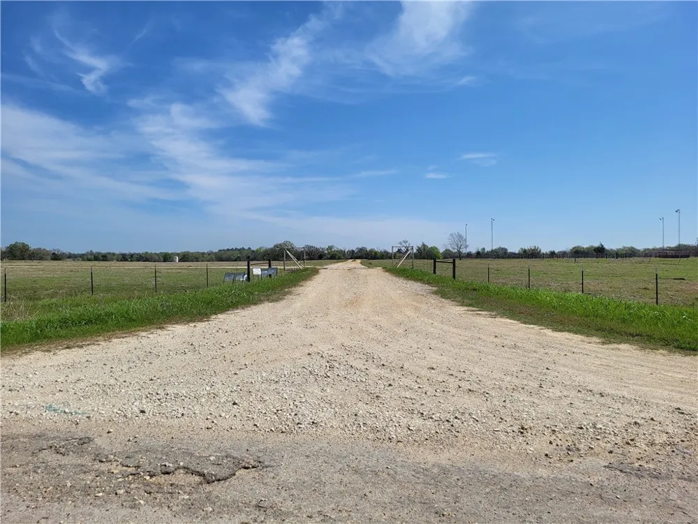93 LCR 862 Donie, TX 75838