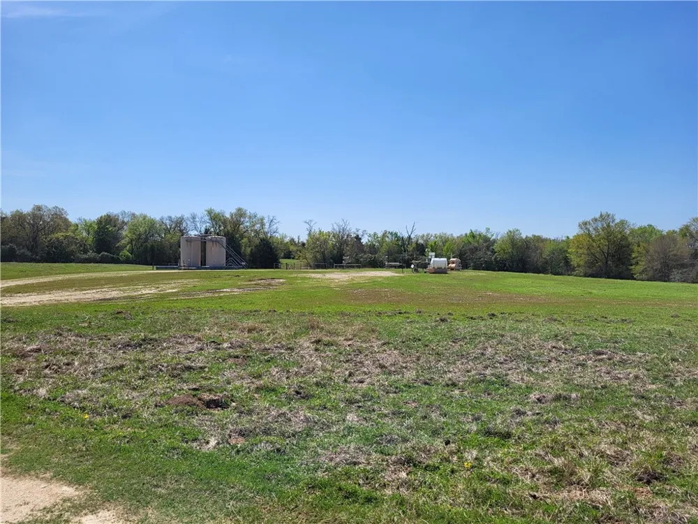 93 LCR 862 Donie, TX 75838