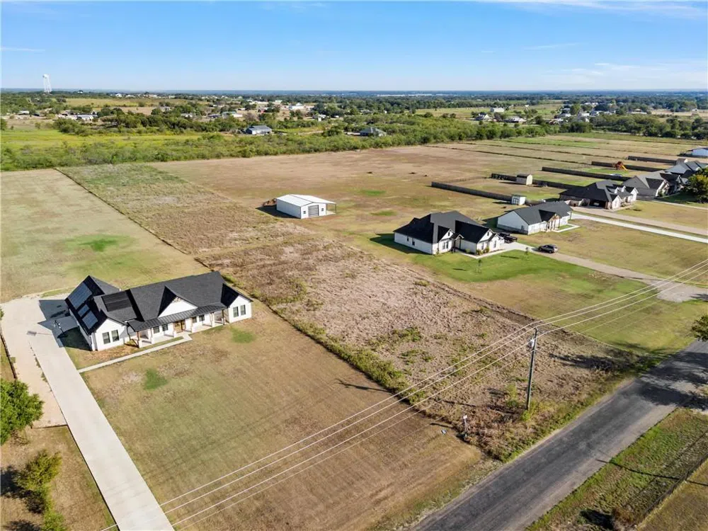 1909 Jackson Lane China Spring, TX 76633