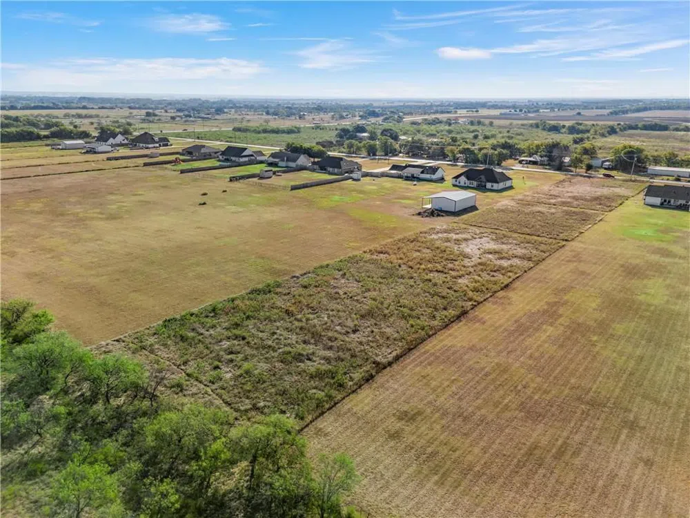 1909 Jackson Lane China Spring, TX 76633